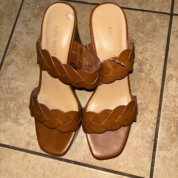 Nine West wedges size 7 - Picture 4 of 4